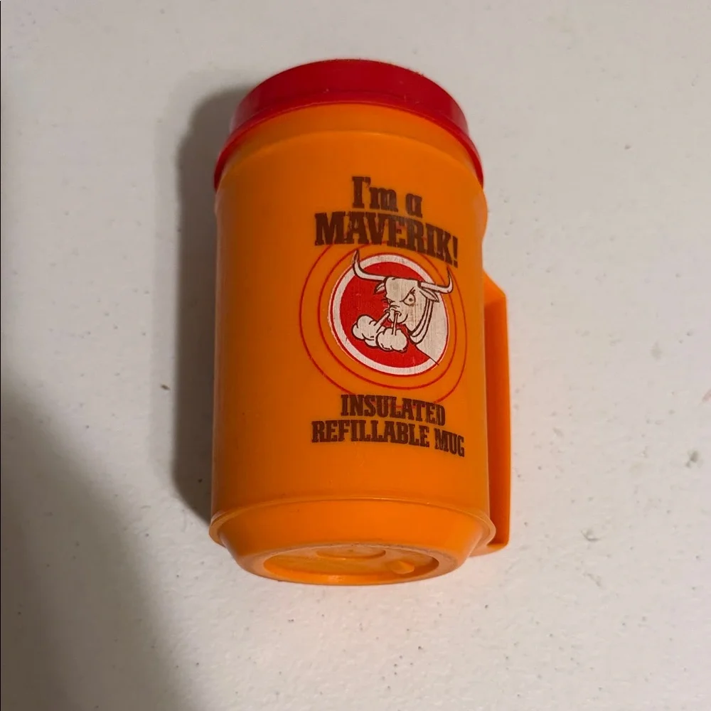 Vintage maverick Orange Insulated Refillable Mug